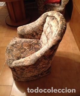 Segunda mano: DOS SILLONES DE TERCIOPELO ESTAMPADO - Foto 2