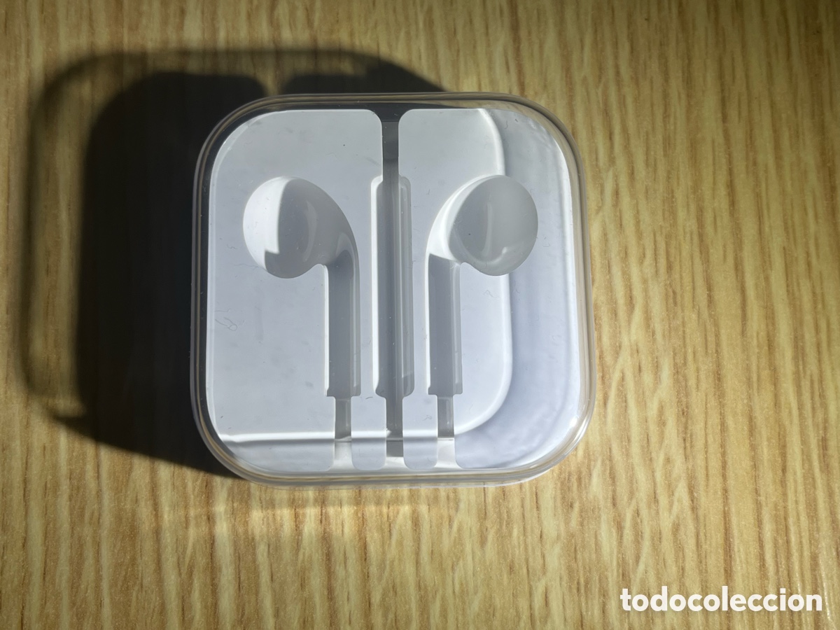 Segunda mano: Caja de auriculares Iphone. Original Apple - Foto 1