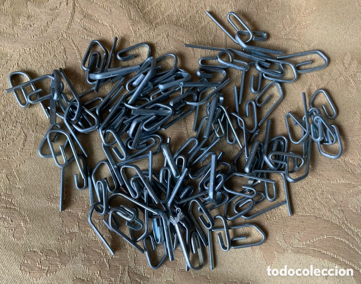 Segunda mano: LOTE 93 GANCHOS PARA CORTINAS - Foto 1