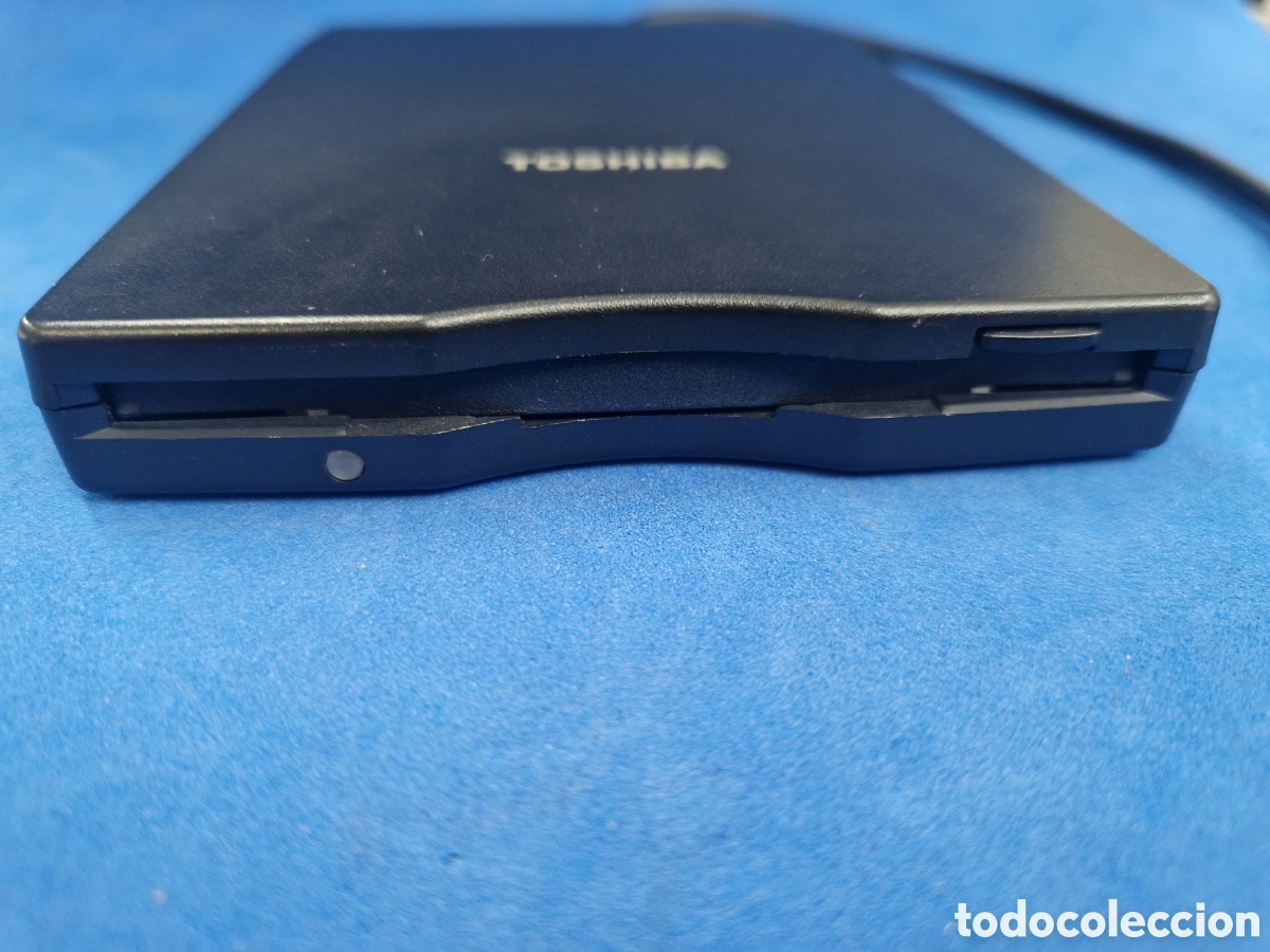 Segunda mano: Toshiba , USB FDD kit - Foto 3