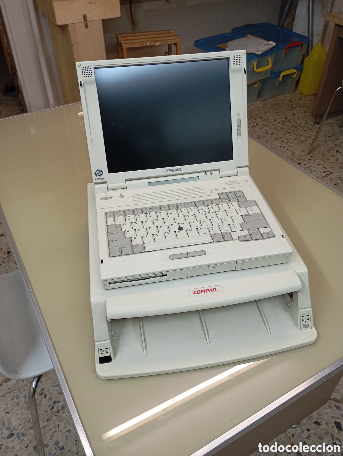 Segunda mano: Compaq 5000 Estaci&oacute;n acoplamiento - Foto 2
