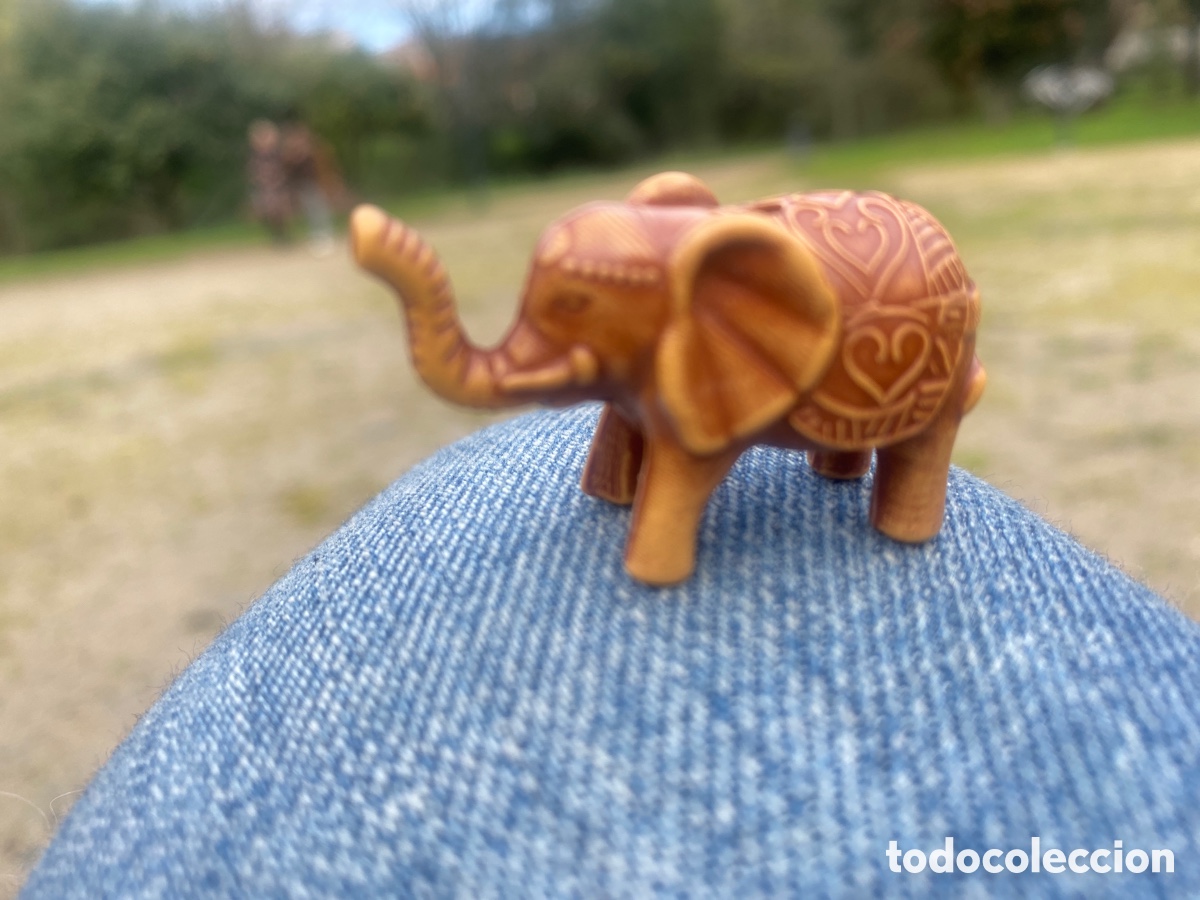 Segunda mano: Abalorio elefante acr&iacute;lico - Foto 1