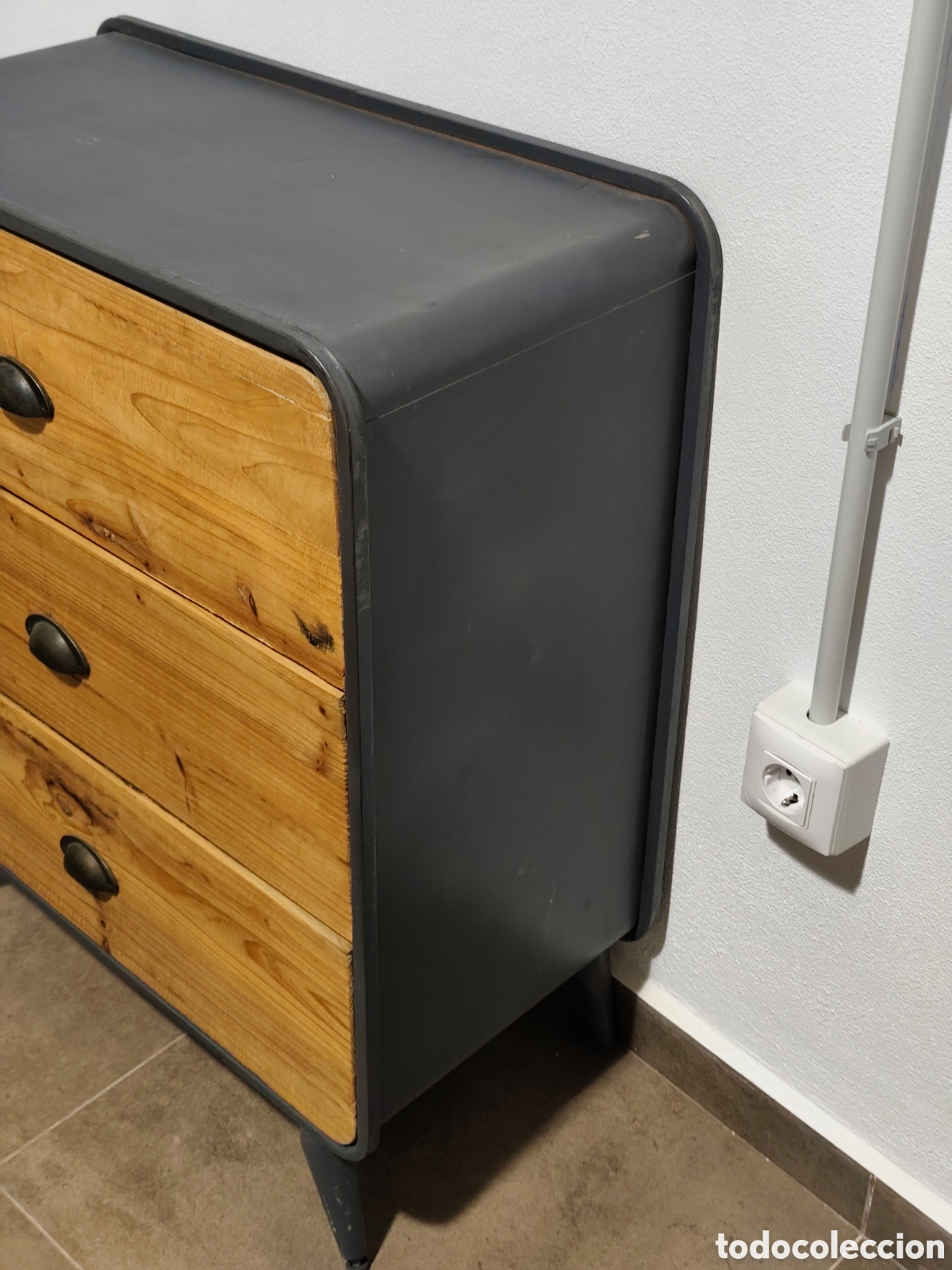 Segunda mano: Comoda industrial madera y metal Maison du Monde. - Foto 2