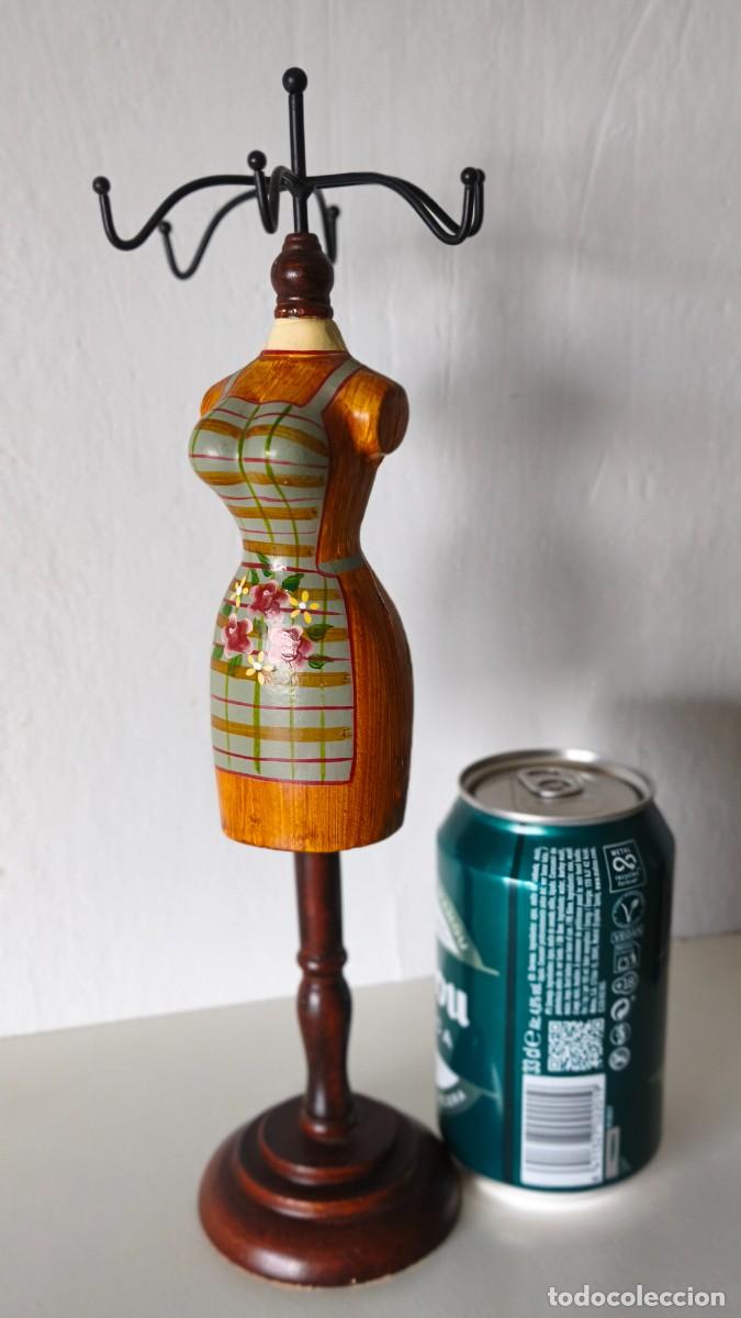 Segunda mano: MANIQUI JOYERO MADERA - Foto 4