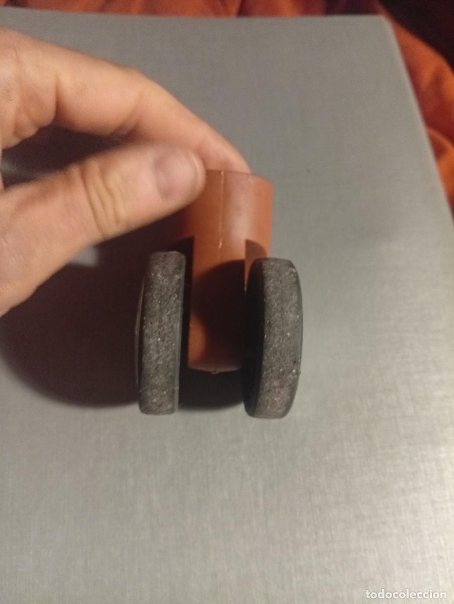 Segunda mano: Rueda de maleta.............. - Foto 5