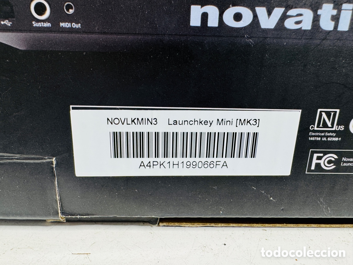 Segunda mano: Novation Launchkey Mini MK3 Midi Keyboard - Foto 4