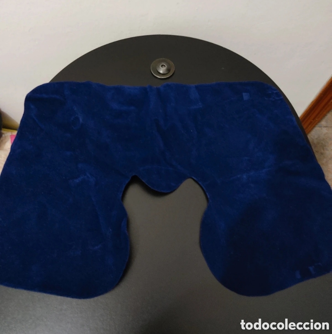 Segunda mano: Almohada de Viaje Hinchable de Tienda Local - Foto 2