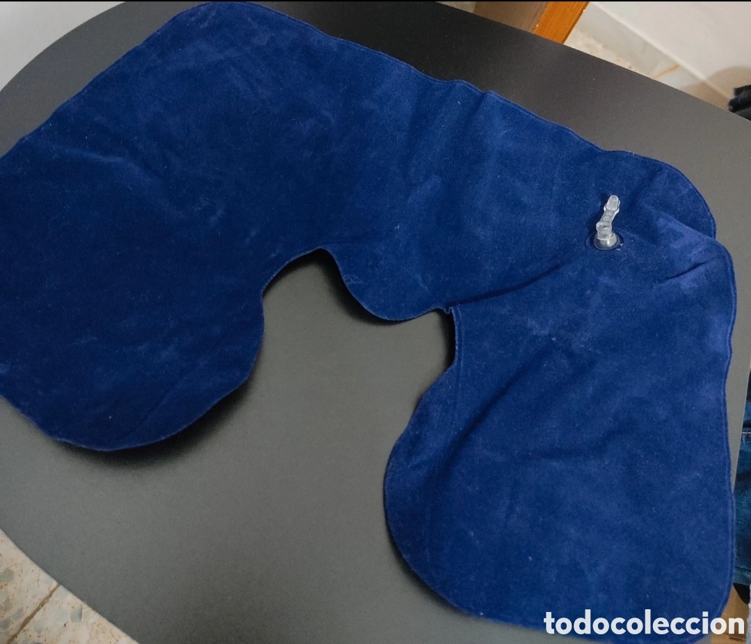 Segunda mano: Almohada de Viaje Hinchable de Tienda Local - Foto 4
