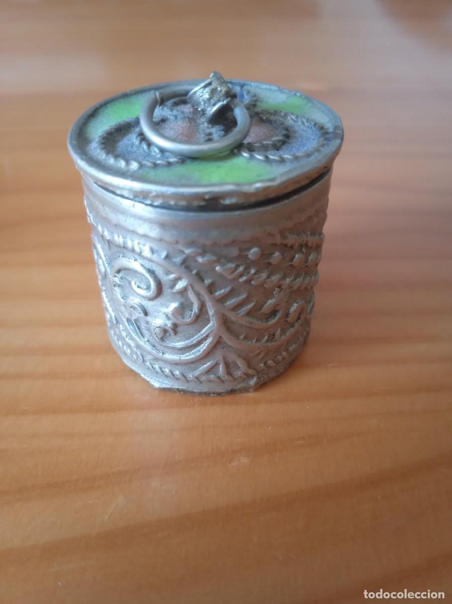 Segunda mano: Peque&ntilde;a cajita metalica - Foto 2