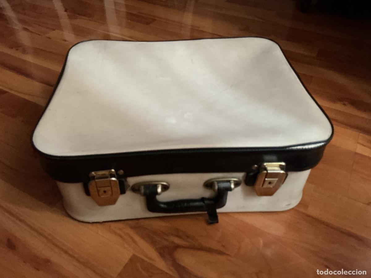 Segunda mano: Maleta . Vintage. A&ntilde;os 60/70. - Foto 4
