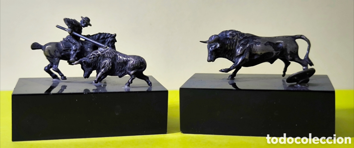 Segunda mano: 2 MINIATURAS TAURINAS EN PLATA - Foto 1