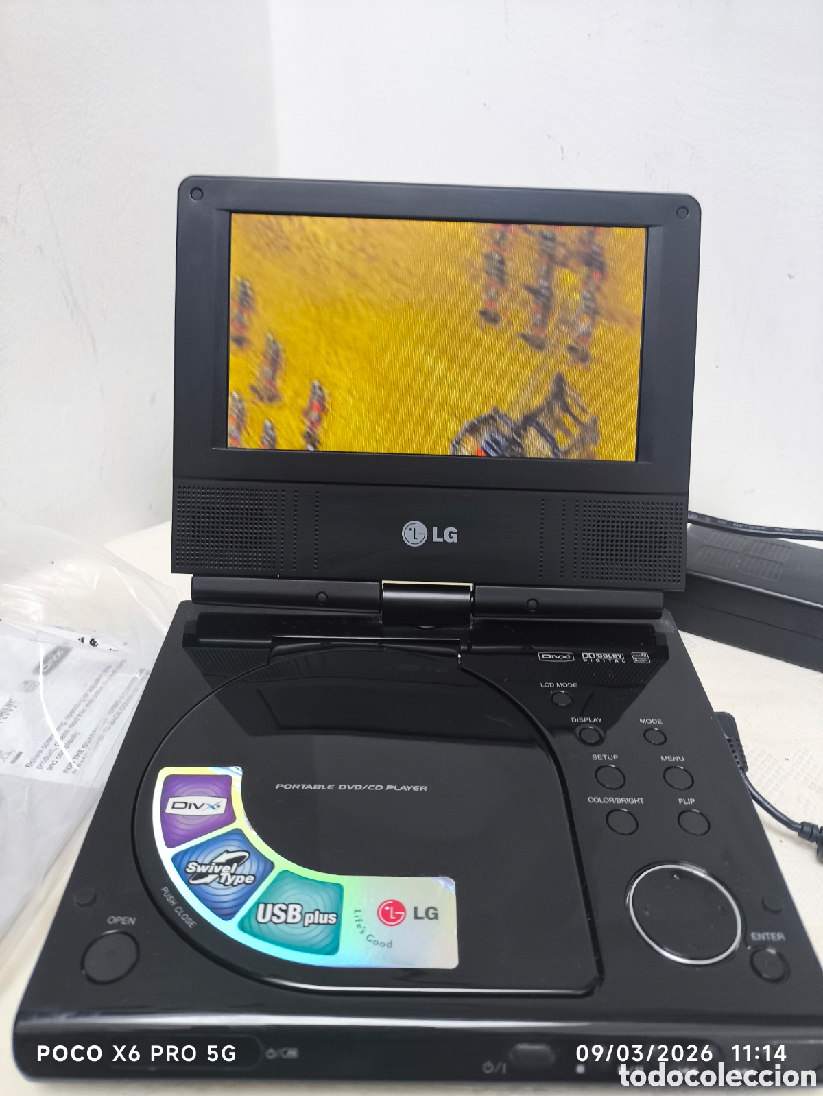 Segunda mano: reproductor de DVD/CD port&aacute;til de la marca LG - Foto 2