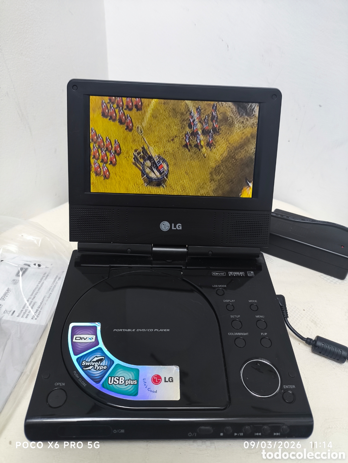 Segunda mano: reproductor de DVD/CD port&aacute;til de la marca LG - Foto 5