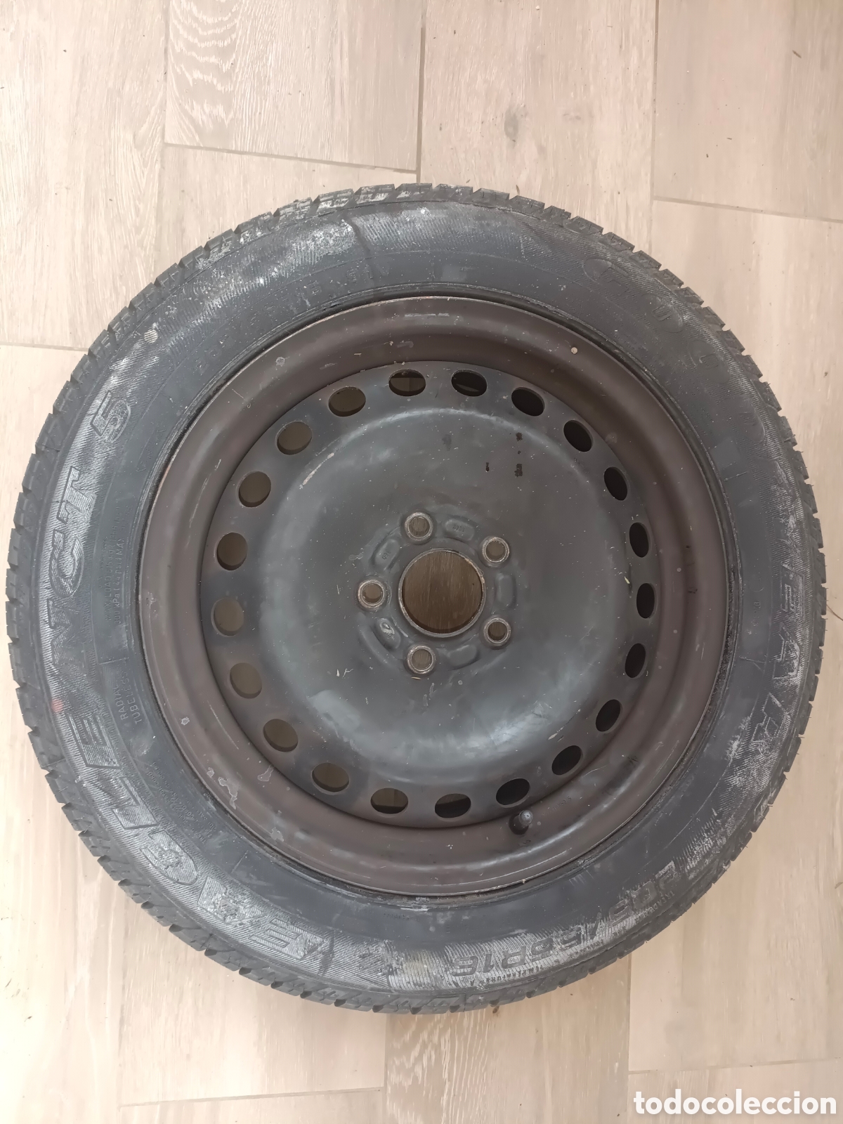 Segunda mano: Rueda de repuesto Goodyear 205/55R16 - Foto 1