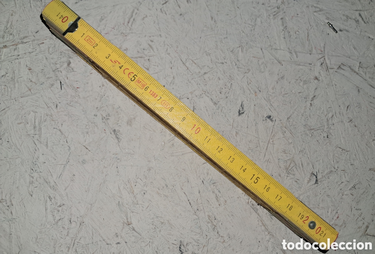 Segunda mano: METRO PLEGABLE DE MADERA DE 2 METROS. - Foto 2