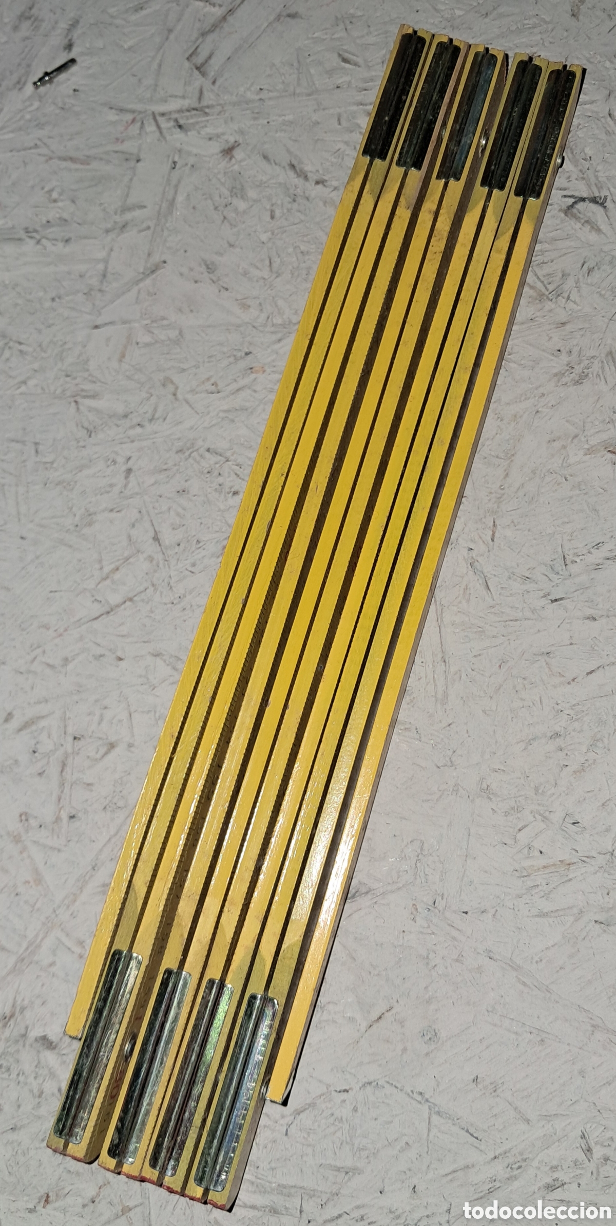 Segunda mano: METRO PLEGABLE DE MADERA DE 2 METROS. - Foto 3