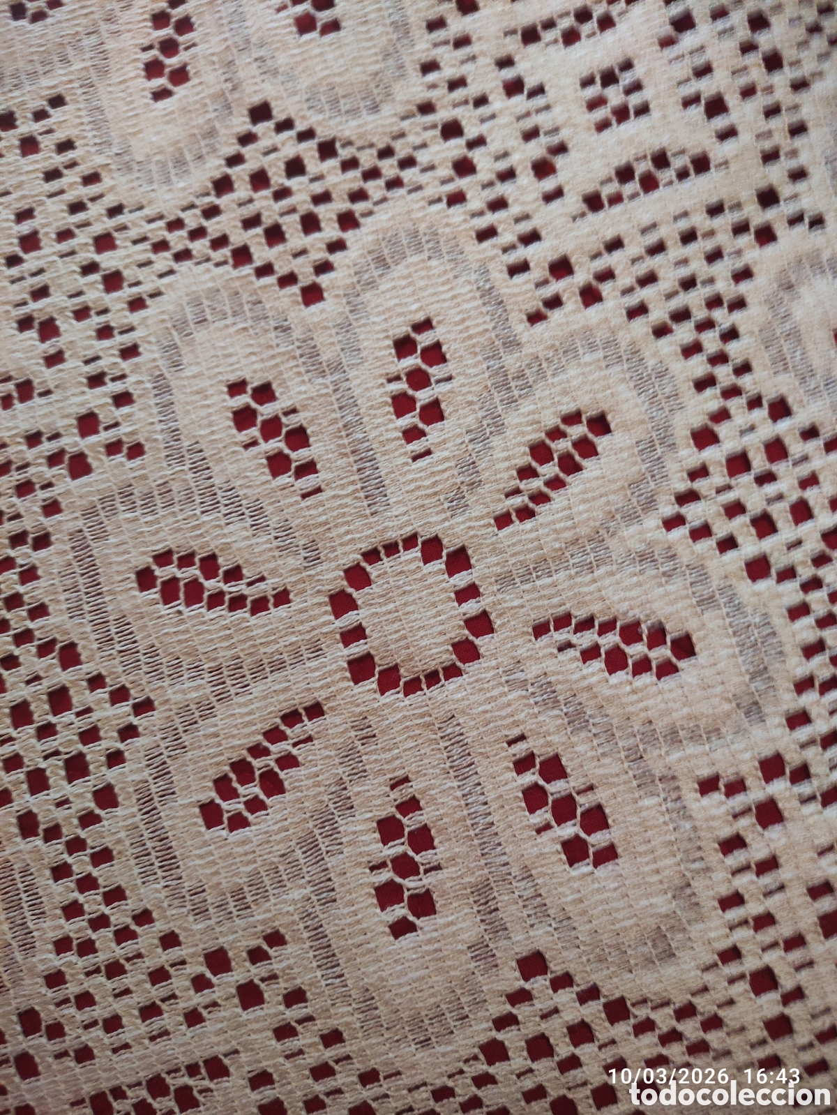 Segunda mano: Colcha antigua tipo crochet beige - Foto 3