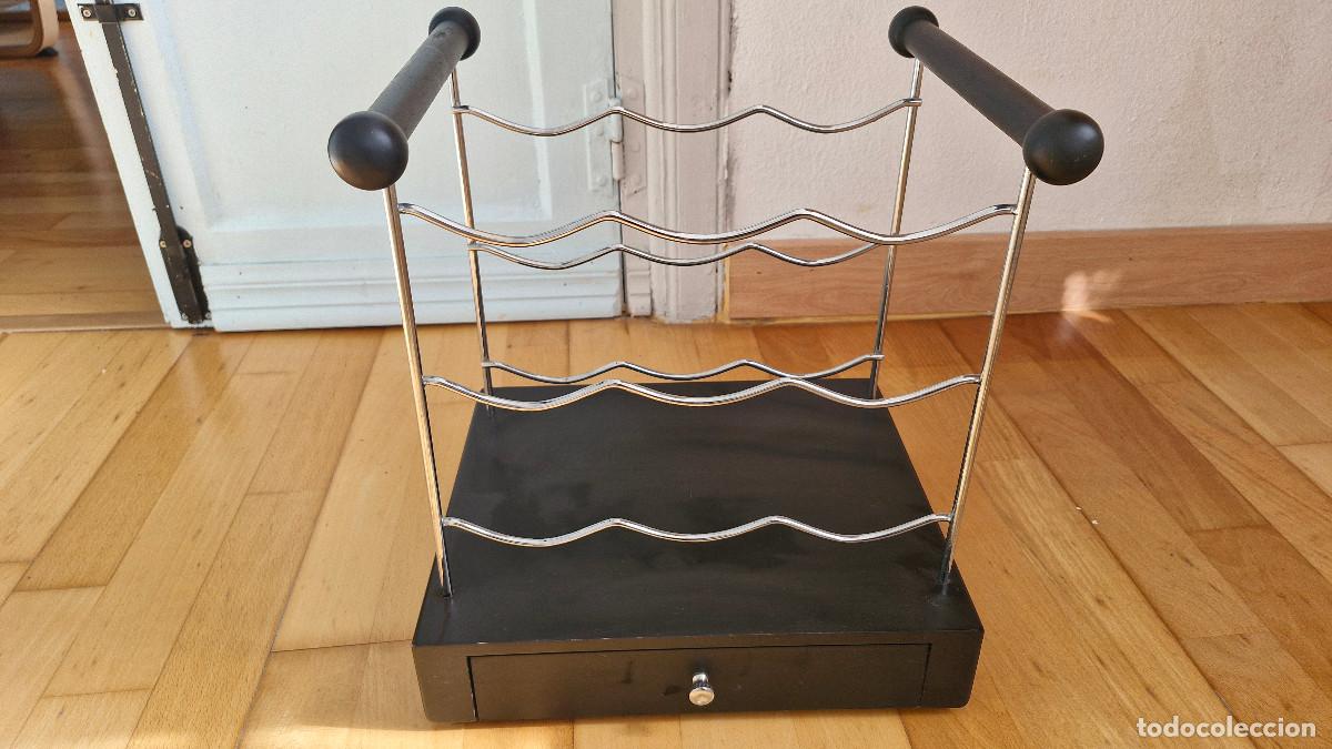 Segunda mano: Porta vinos madera y metal con caj&oacute;n - Foto 1