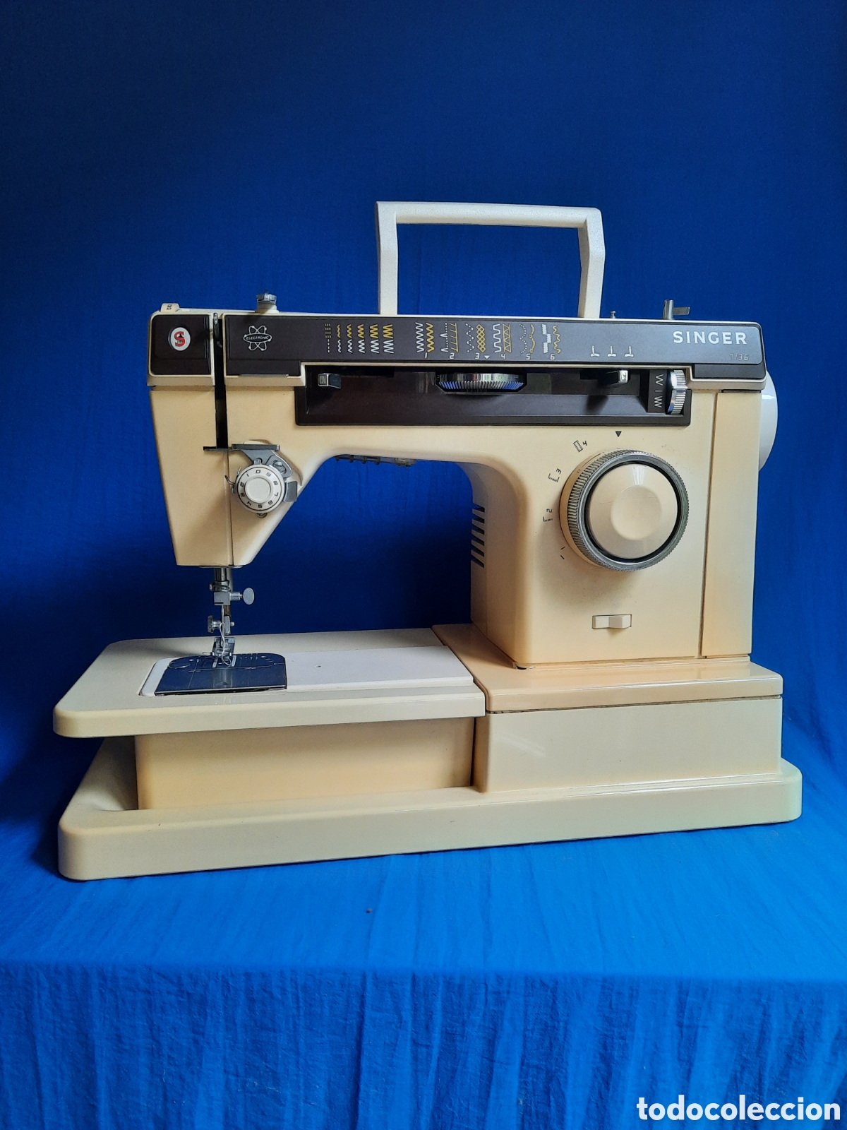 Segunda mano: Maquina de coser, el&eacute;ctrica, SINGER - Foto 1