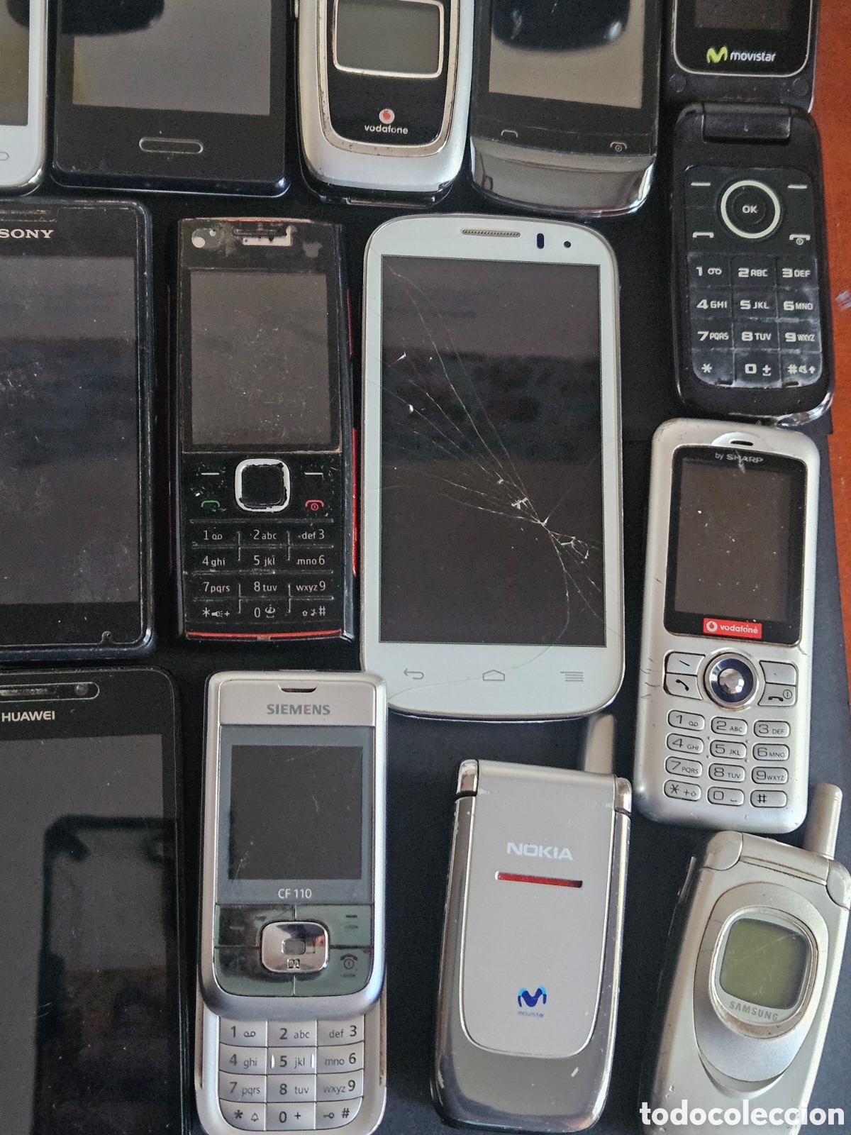Segunda mano: Lote de telefonos moviles y cargadores - Foto 5