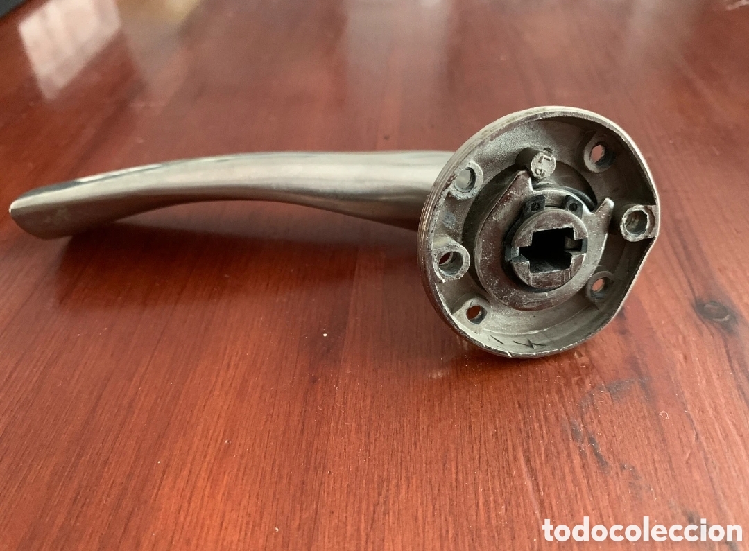 Segunda mano: Manilla de acero inoxidable para puerta - Foto 2