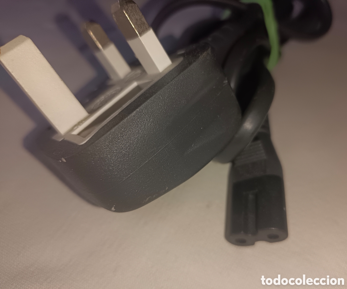 Segunda mano: Cable IEC C7 o &rdquo;figura de ocho&rdquo; BS 1363 - Foto 3