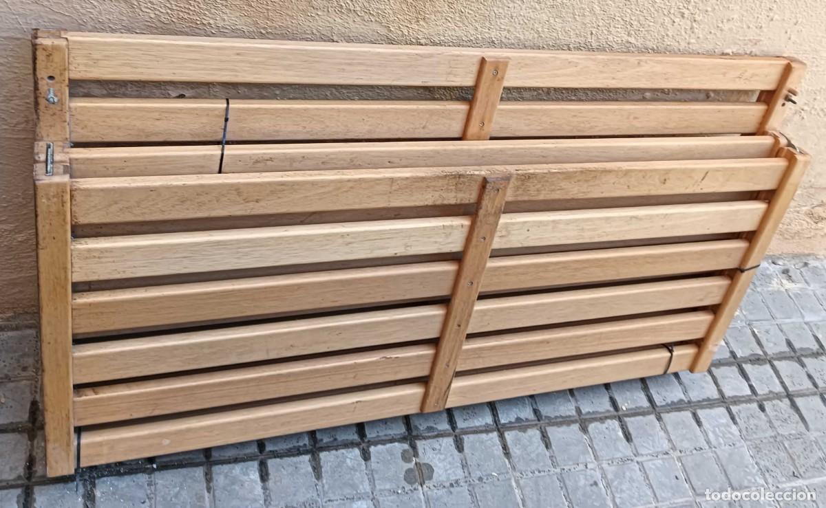 Segunda mano: Somier de lamas plegable de madera &mdash; Base para sof&aacute; cama - Foto 1