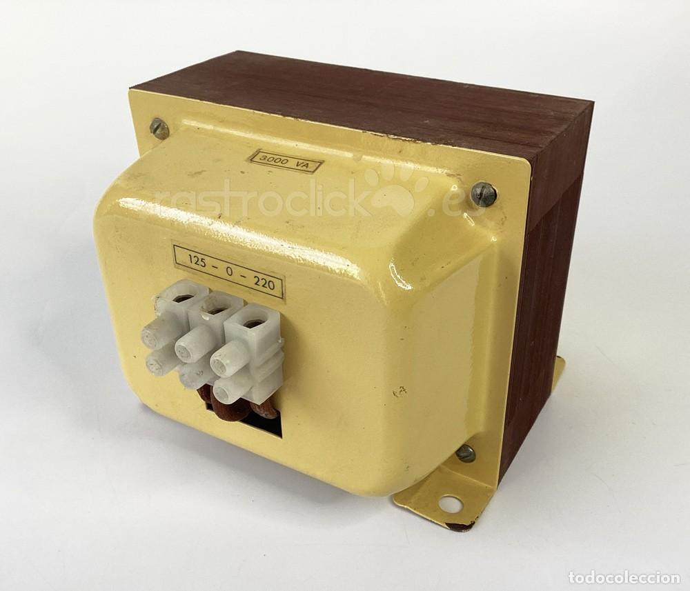Segunda mano: Autotransformador 3000 VA 125-220V - Foto 1