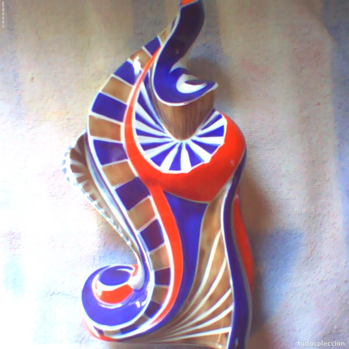 Seconda Mano: figura sargadelos, 26 cm longitud,/altura 14 cm ancho y 856 gr de peso (buen estado)