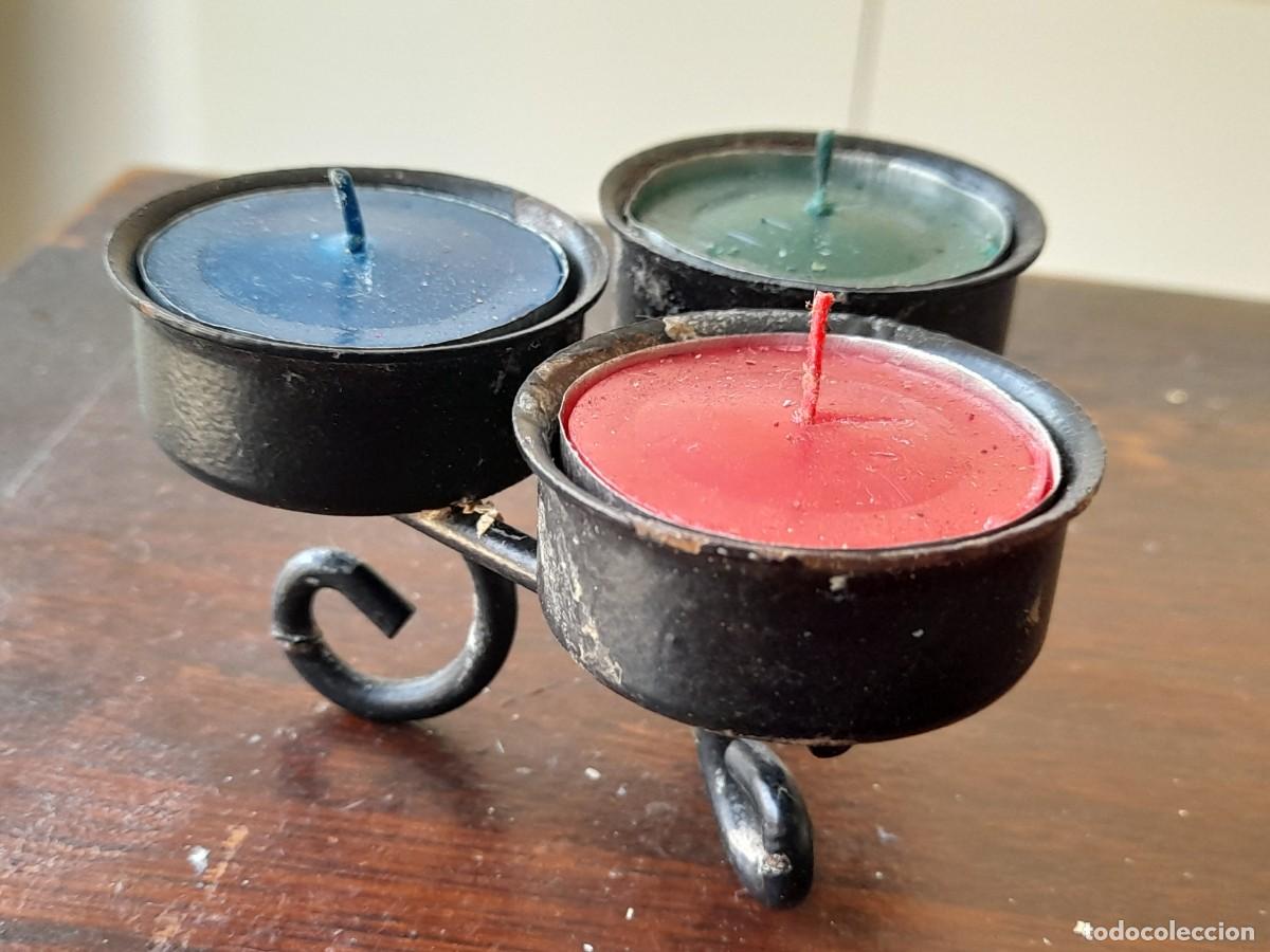 D'Occasion: Triple portavelas de te decorativas de colores en base metalica