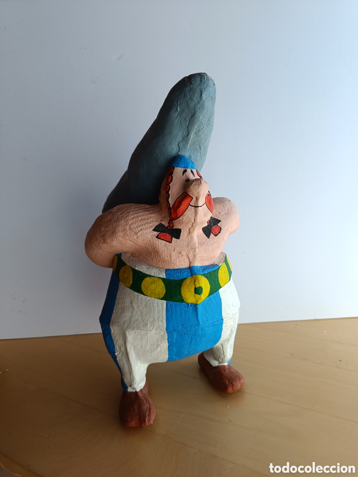 Segunda mano: Figura de Ob&eacute;lix en cart&oacute;n fallero. - Foto 3