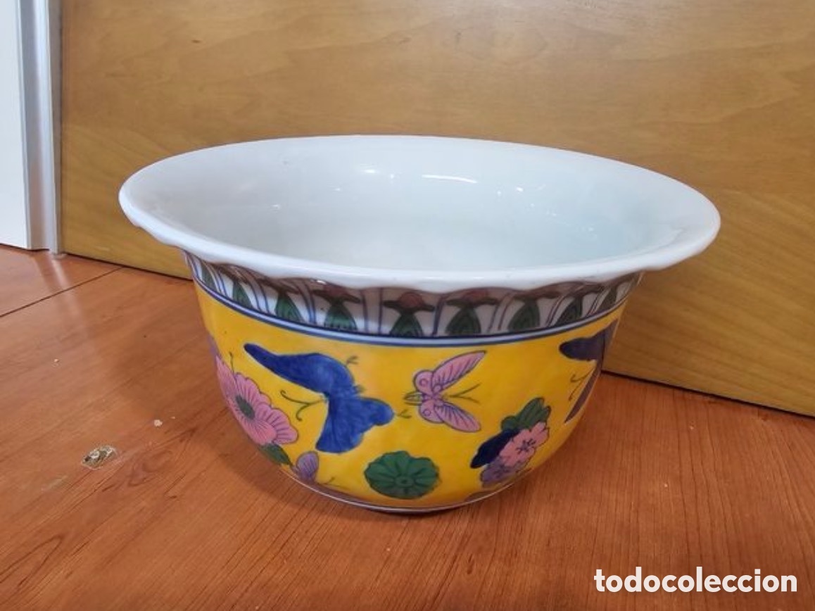 Segunda mano: Macetero decorativo usado - Foto 1