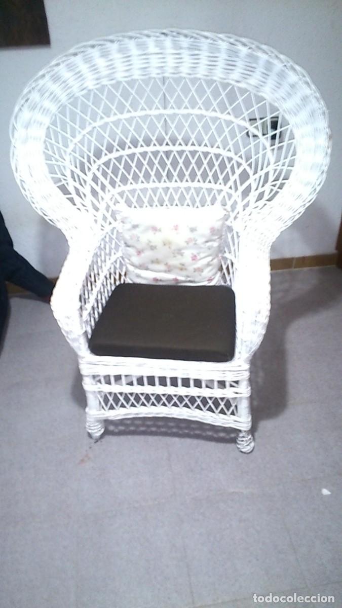 Segunda mano: GRAN SILLA DE ENEA O NAT&Aacute;N BLANCO. EXCELENTE . - Foto 2