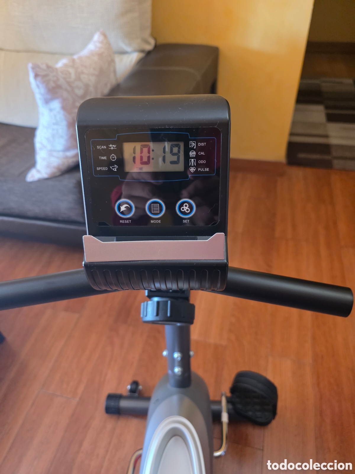 Segunda mano: Bicicleta est&aacute;tica reclinada HOMCOM. - Foto 4