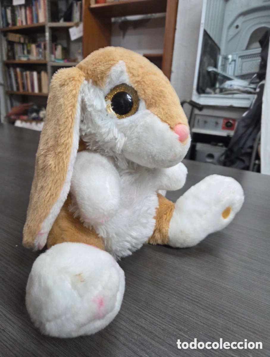 Segunda mano: Conejo de peluche usado - Foto 2
