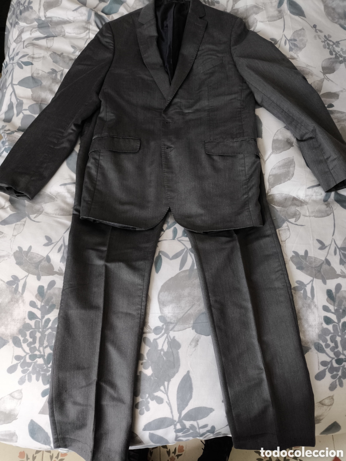 Segunda mano: Traje Marca Zara Talla 40 - Foto 1