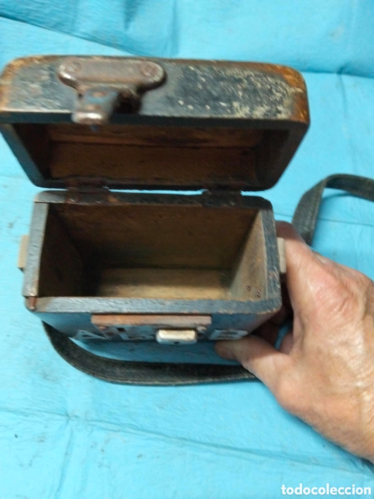 Segunda mano: ANTIGUA CAJA TIPO HUCHA - Foto 8