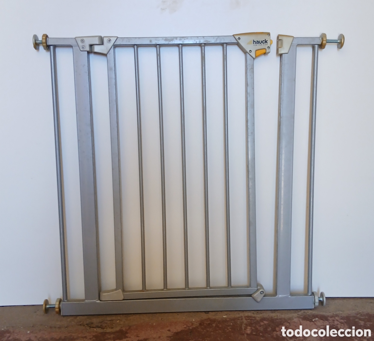 Segunda mano: Barrera seguridad infantil, con puerta - Foto 1