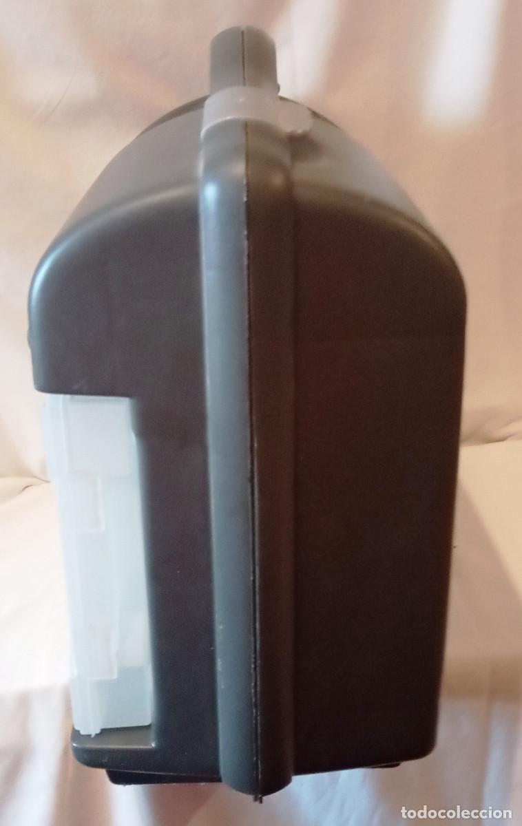 Segunda mano: Caja herramientas Curver pl&aacute;stico - Foto 4