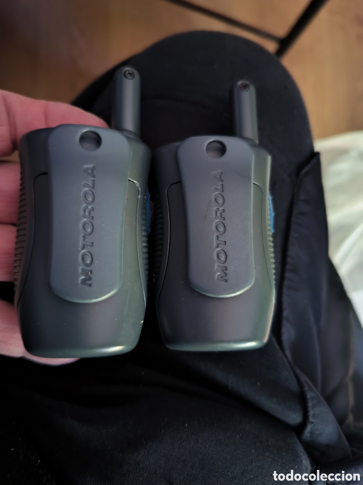 Segunda mano: 2 WALKIE TALKIE MOTOROLA T4502 - Foto 2