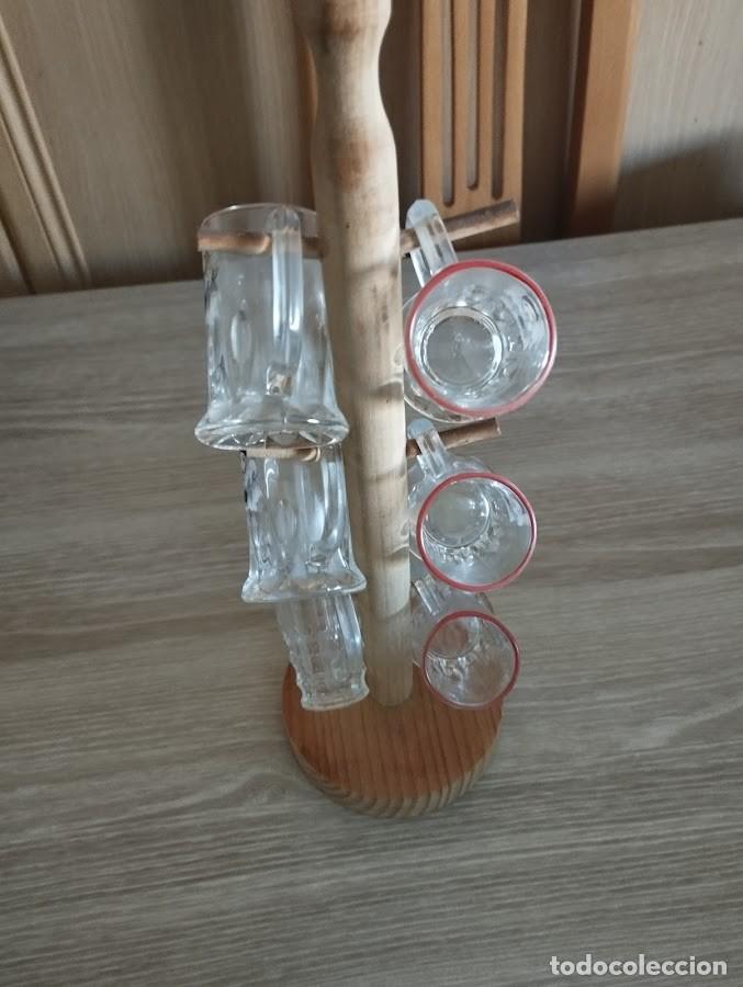 Segunda mano: Juego de chupitos con soporte de madera - Foto 4