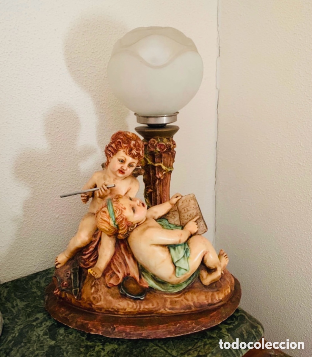 Segunda Mano: L&aacute;mpara Vintage Querubines Cl&aacute;sica de mesa