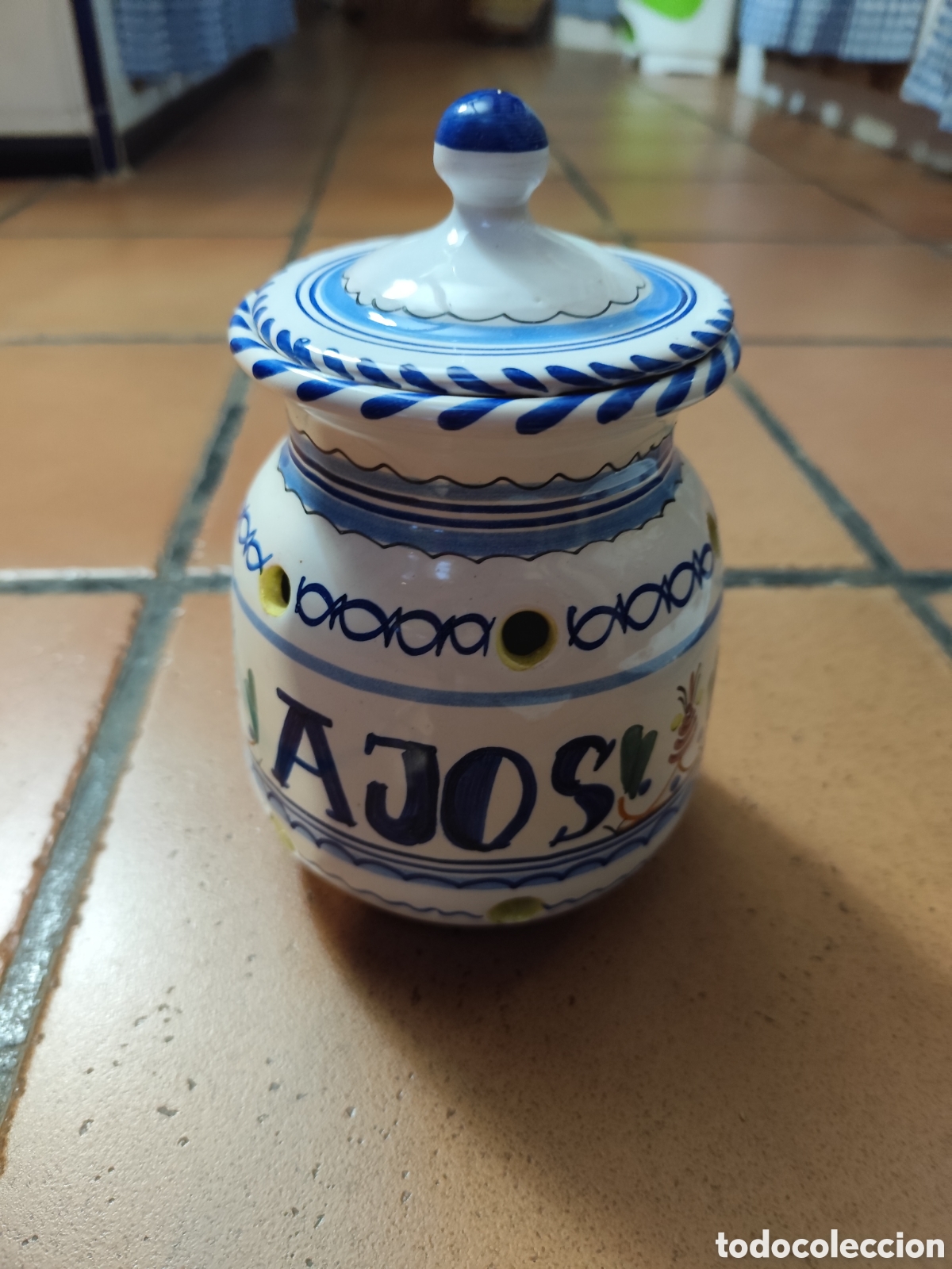 Segunda Mano: BONITO TARRO DE CER&Aacute;MICA PARA AJOS