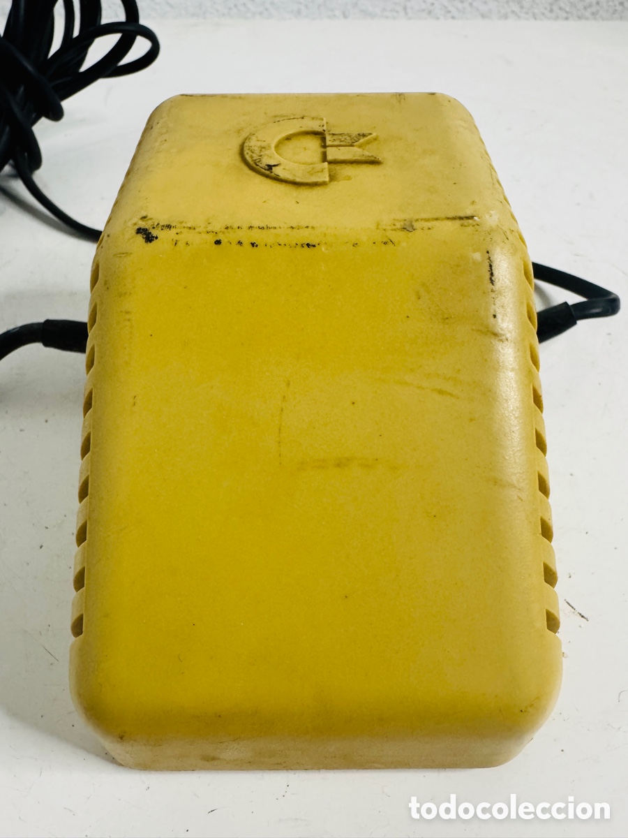 Segunda mano: power supply commodore 64 vic 20 c64 - Foto 5