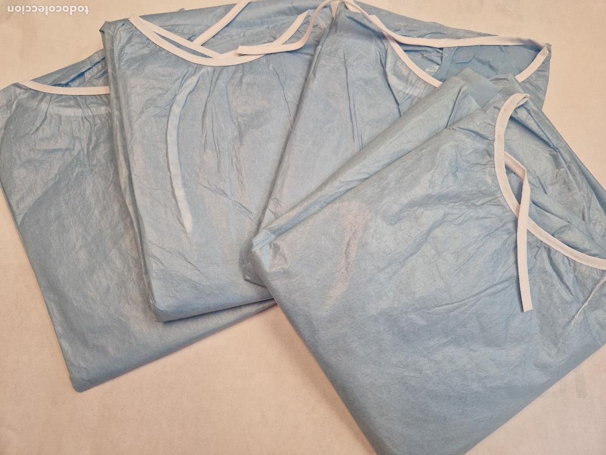 Segunda mano: 4 BONITAS BATAS MEDICAS DESECHABLES. - Foto 1