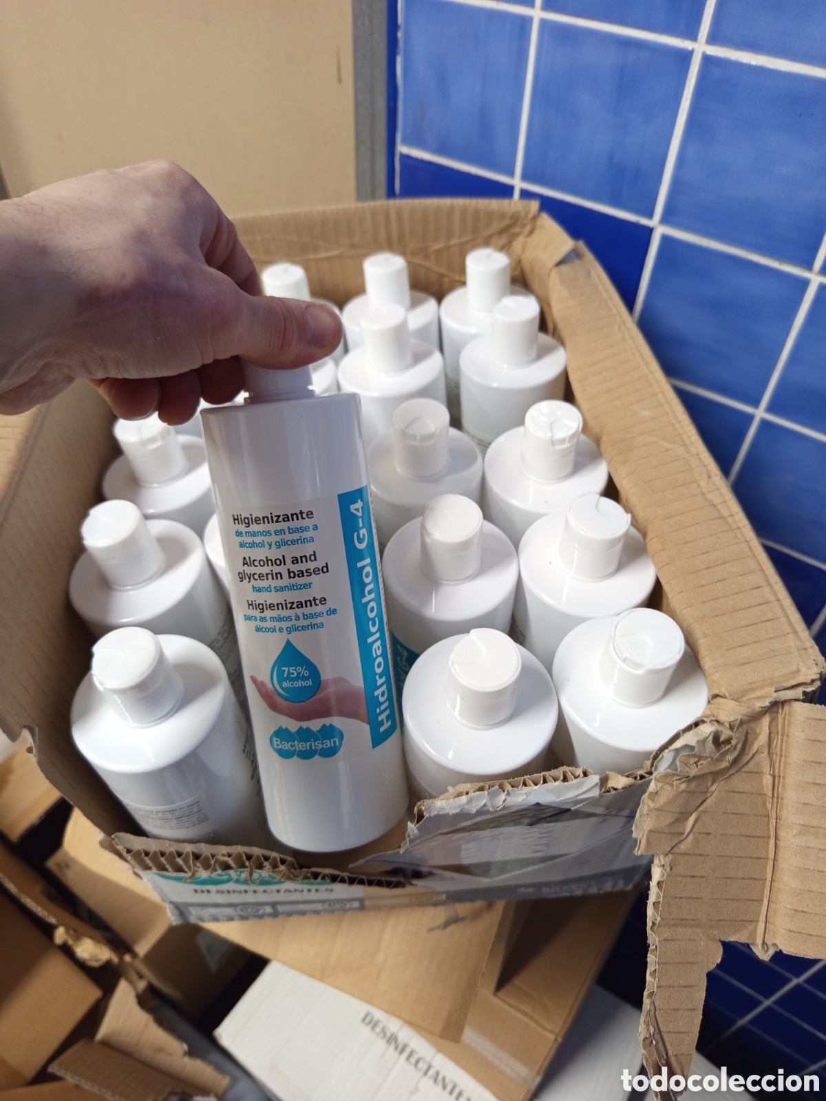 Segunda Mano: Caja entera de 20 unidades de higienizante bacterisan g-4