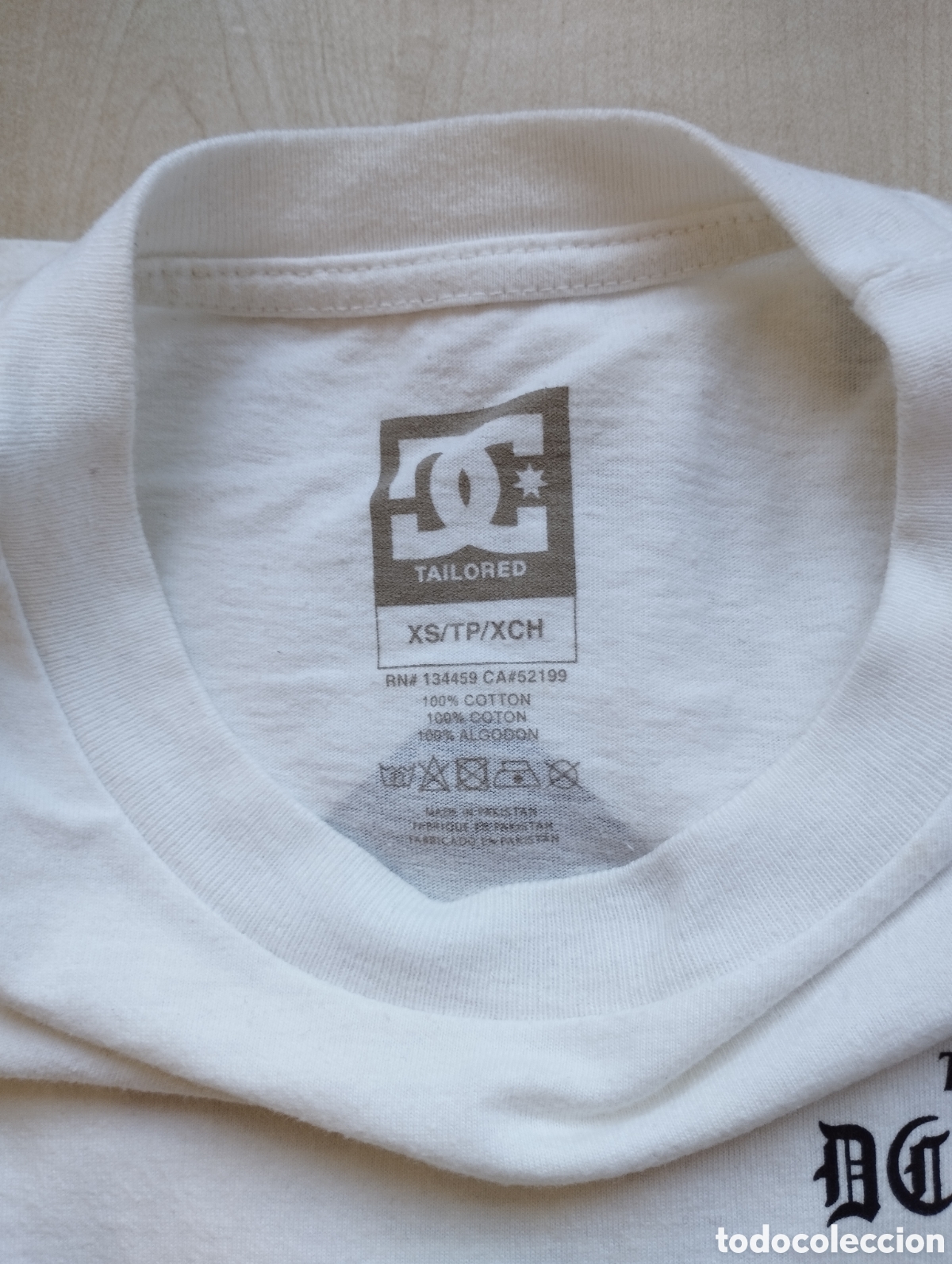 Segunda mano: Camiseta blanca de la marca DS Shoes - Foto 3