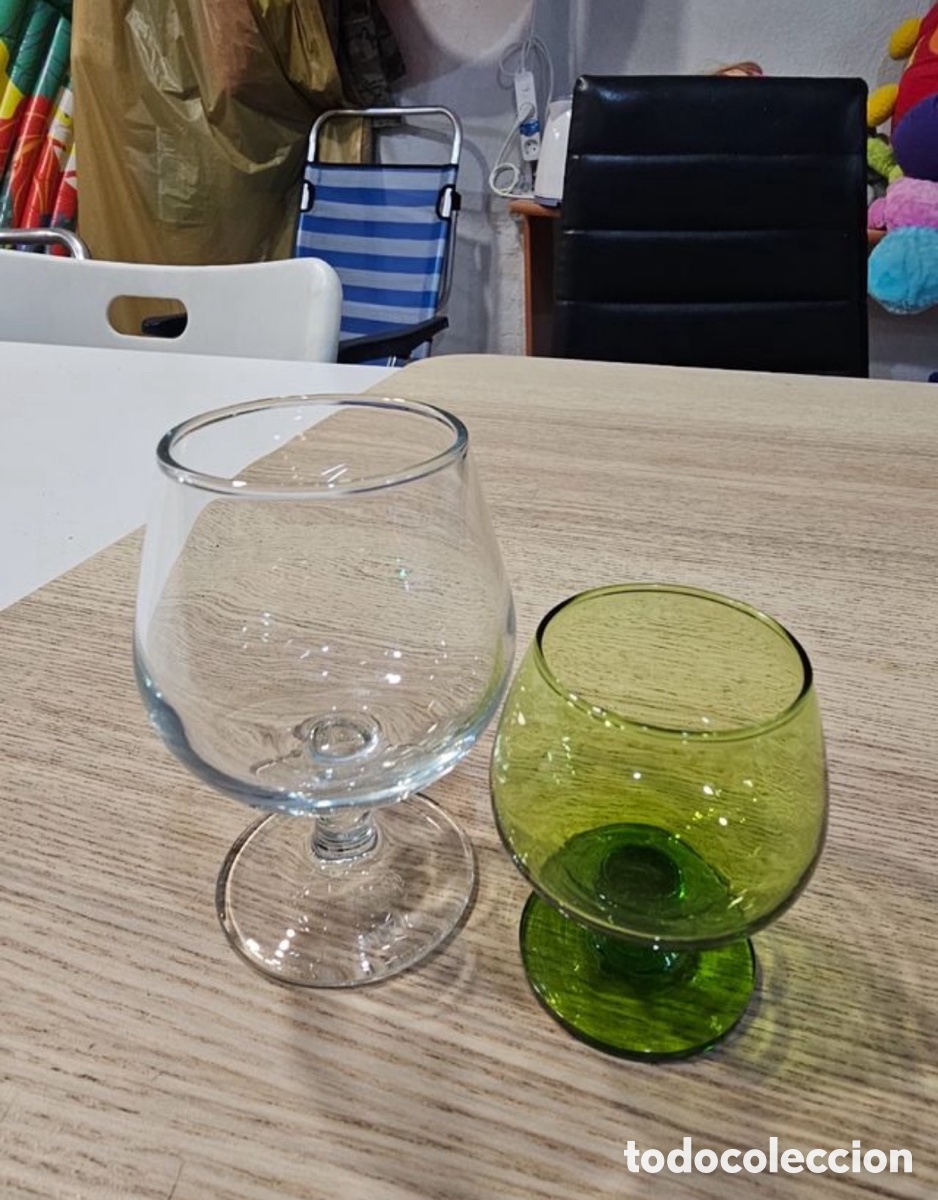 Segunda mano: Lote de 2 copas de licor - Foto 2