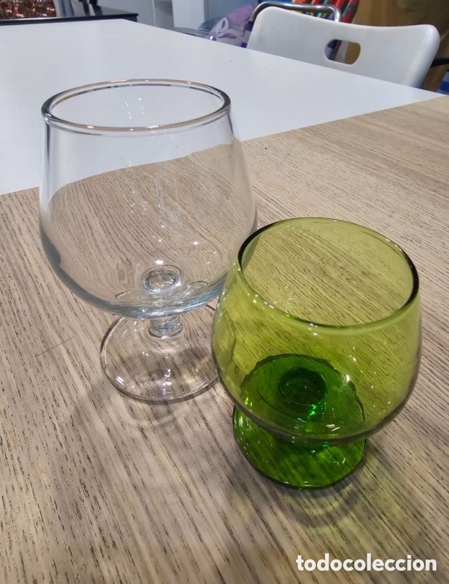 Segunda mano: Lote de 2 copas de licor - Foto 1