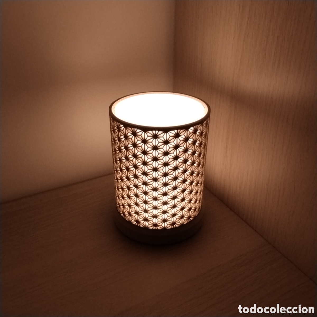 Segunda mano: Lampara de mesa Kumiko - Foto 3
